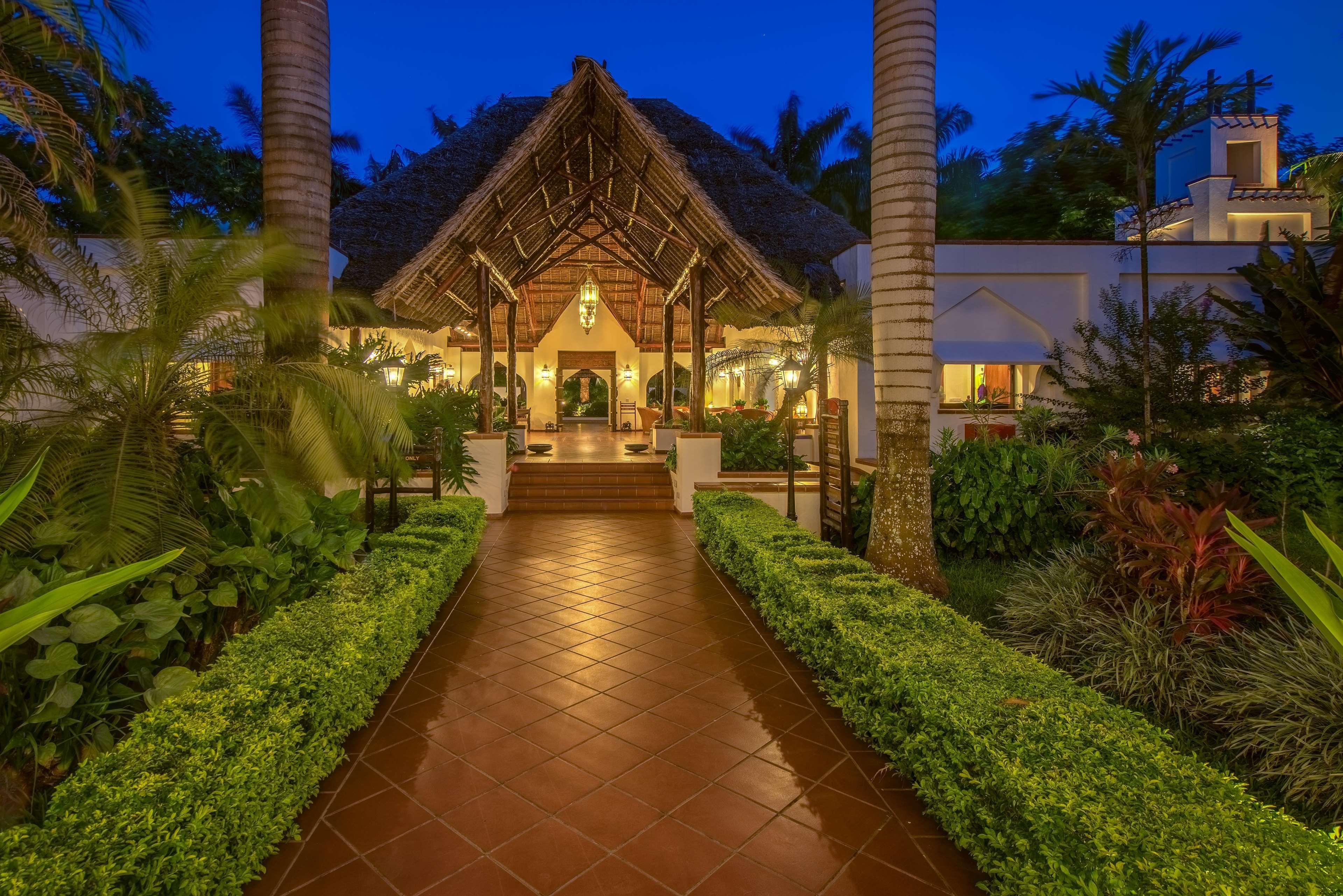 Sea Cliff Resort & Spa Zanzibar Esterno foto
