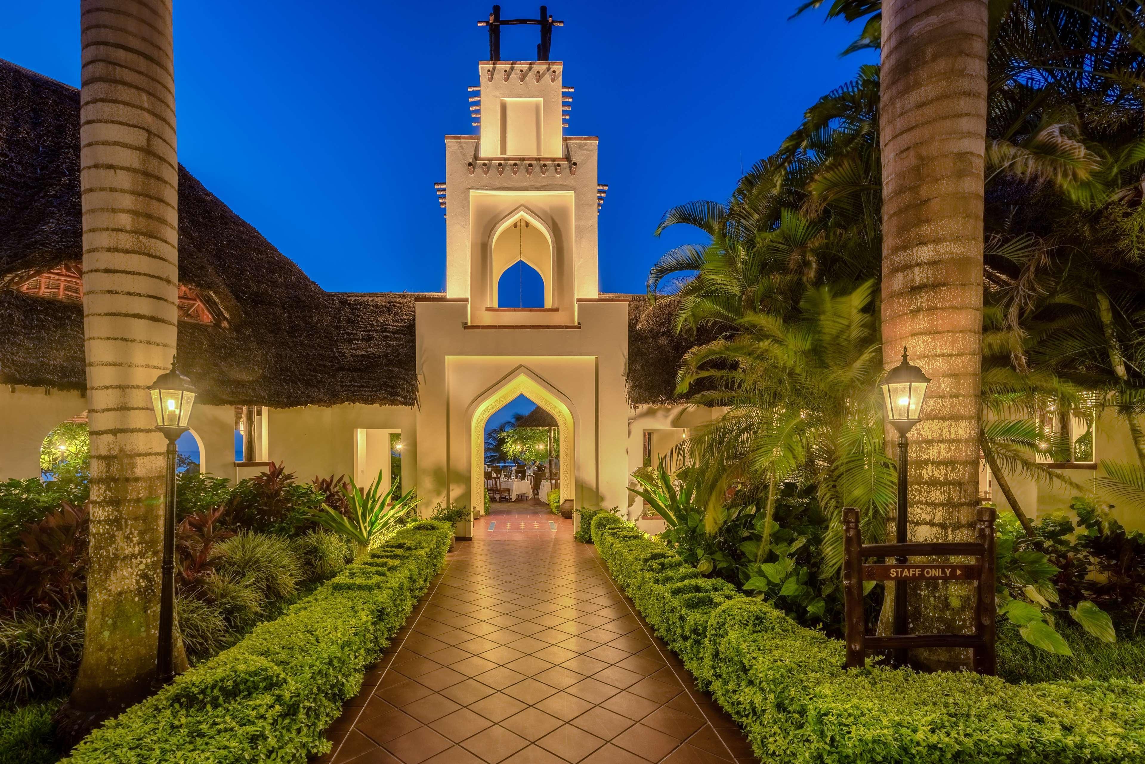 Sea Cliff Resort & Spa Zanzibar Esterno foto