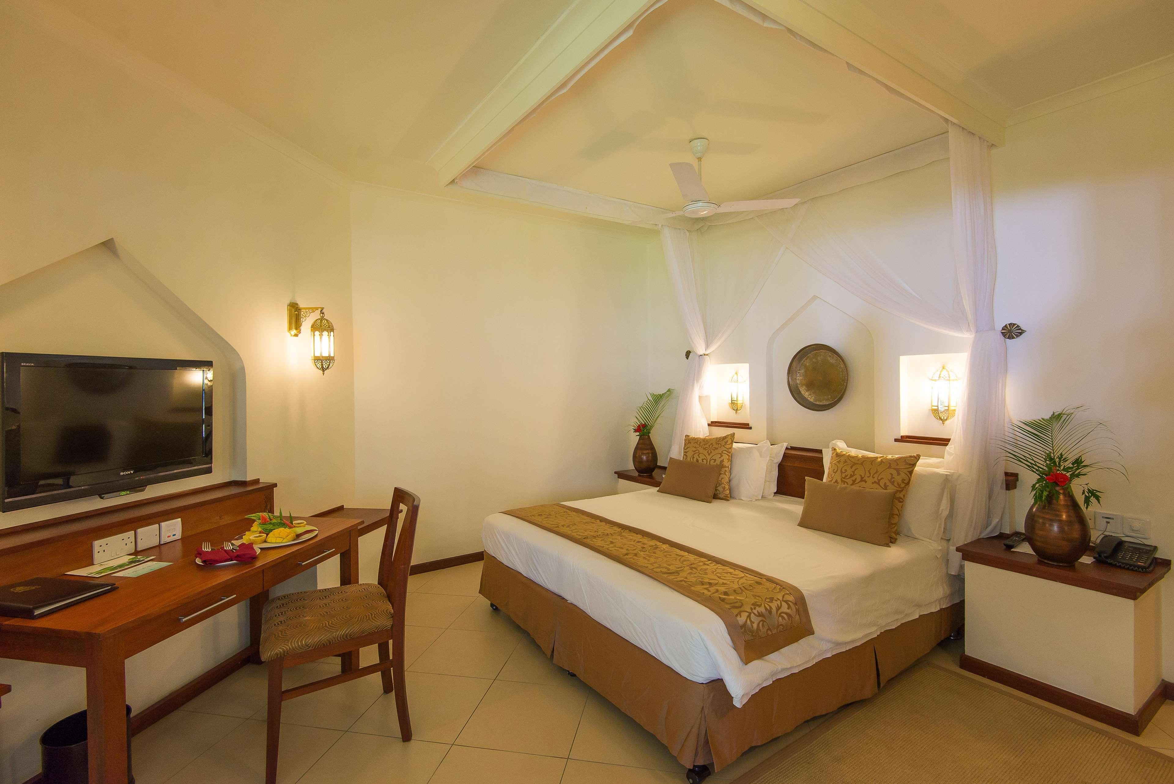 Sea Cliff Resort & Spa Zanzibar Esterno foto
