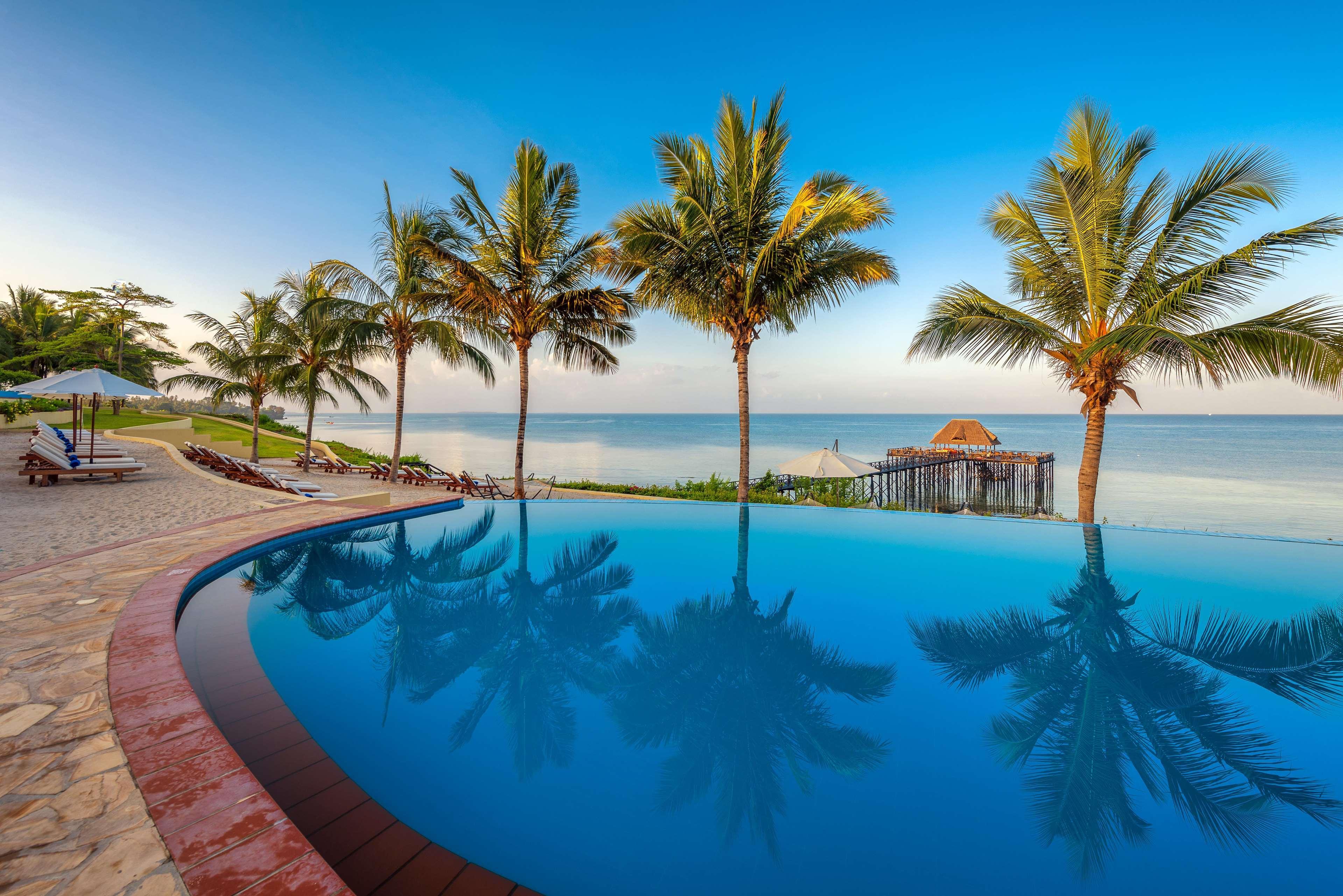 Sea Cliff Resort & Spa Zanzibar Esterno foto