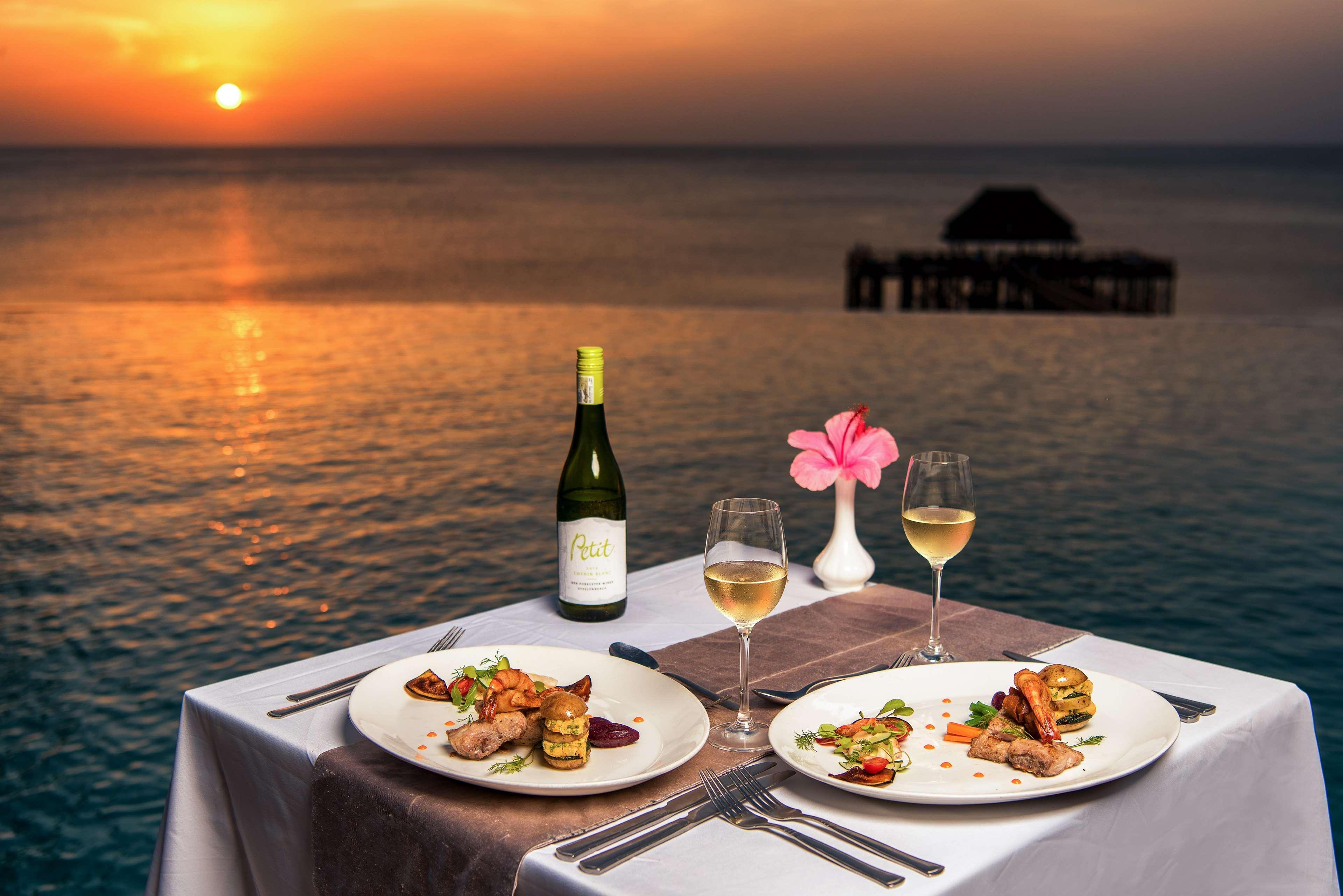 Sea Cliff Resort & Spa Zanzibar Esterno foto
