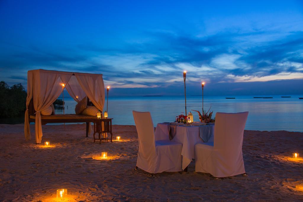 Sea Cliff Resort & Spa Zanzibar Esterno foto