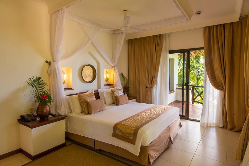 Sea Cliff Resort & Spa Zanzibar Esterno foto