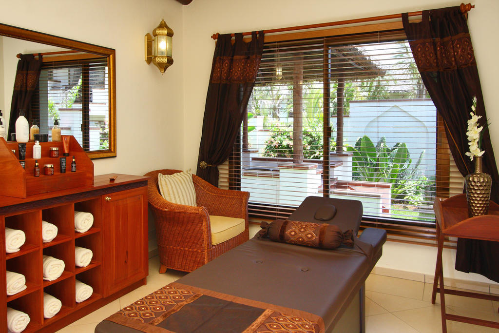 Sea Cliff Resort & Spa Zanzibar Esterno foto